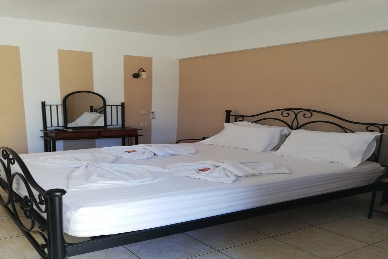 Baladinos Aparthotel 2*